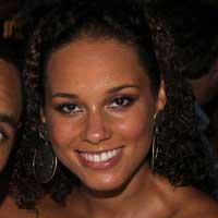 Alicia Keys wears Loren Jewels