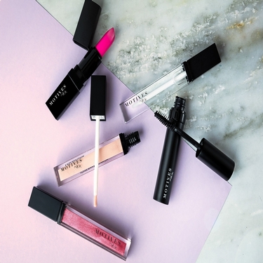La La Anthony's Fab 5 Motives Products