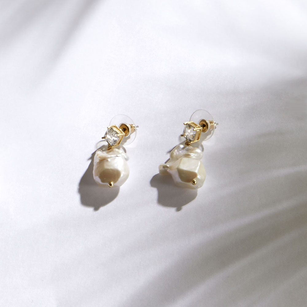 Lifestyle image of the Marina earrings