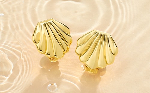 Shell Clip-on Earrings